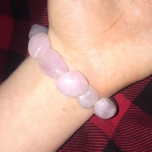 rose quartz bracelet